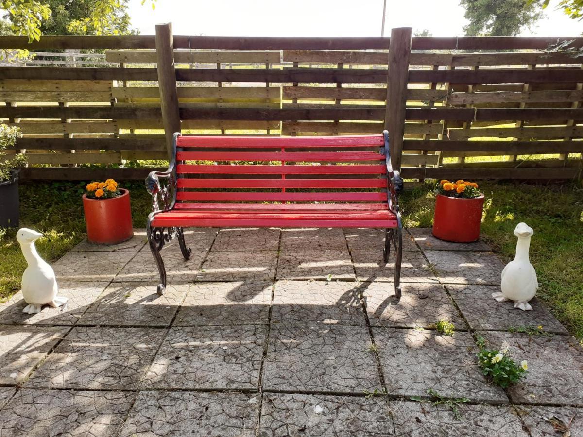 Shannon Breeze Cottage Ballycrossaun Exterior foto